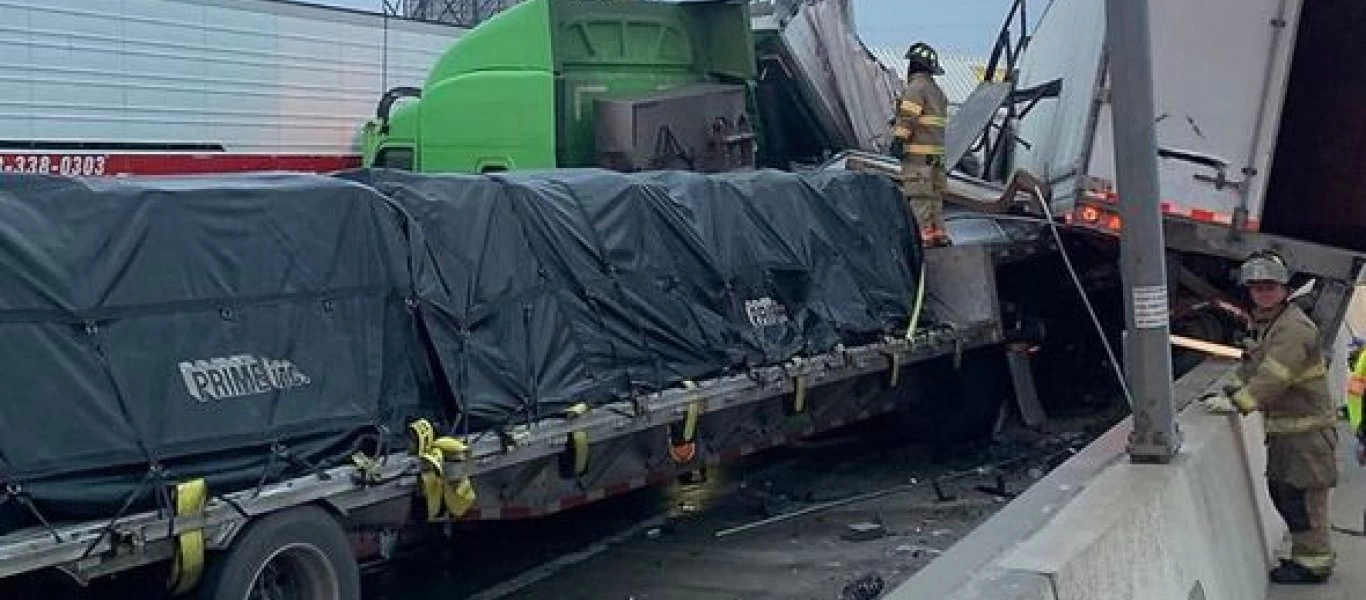 Τέξας: Aπίστευτη καραμπόλα 100 οχημάτων - Τρεις νεκροί (φωτό)